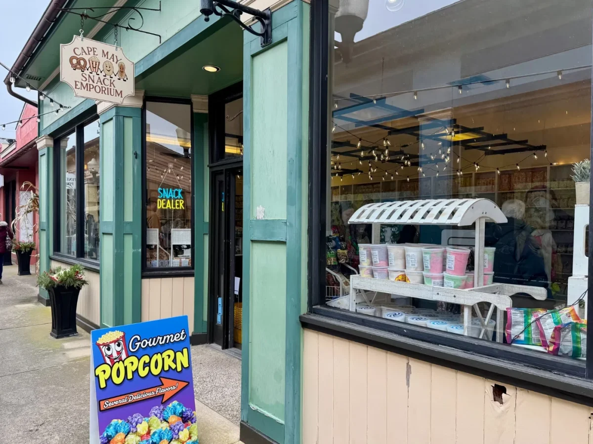 Cape May Washington Street Mall snack stroll photo 1